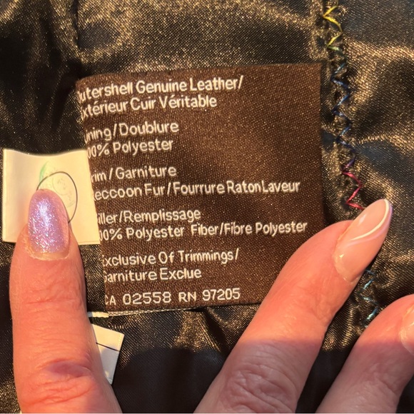 Danier Leather Jacket with Raccoon Fur - Picture 16 of 16